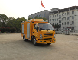 净水车