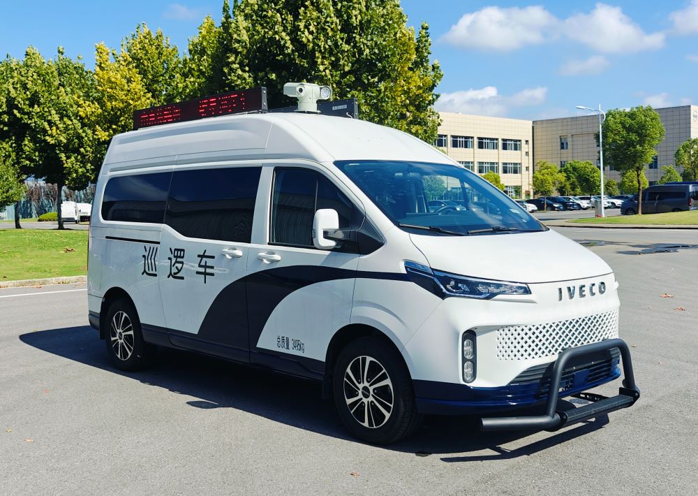 依维柯牌NJ5030TXUFFBEV73纯电动巡逻车