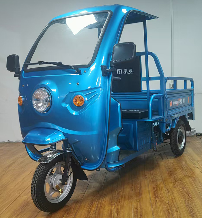 电动正三轮摩托车