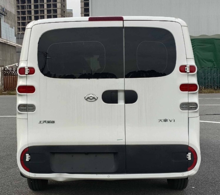 大通牌SH6481U1BEV-Z42纯电动多用途乘用车公告图片