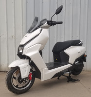 电动两轮摩托车