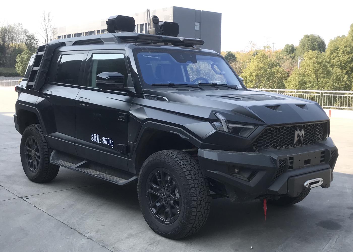 程力牌CL5040XFBAHEV1插电式增程混合动力防暴车