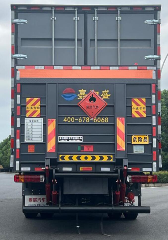 鼎宸騰興牌DCZ5267XRQZ6易燃氣體廂式運輸車公告圖片