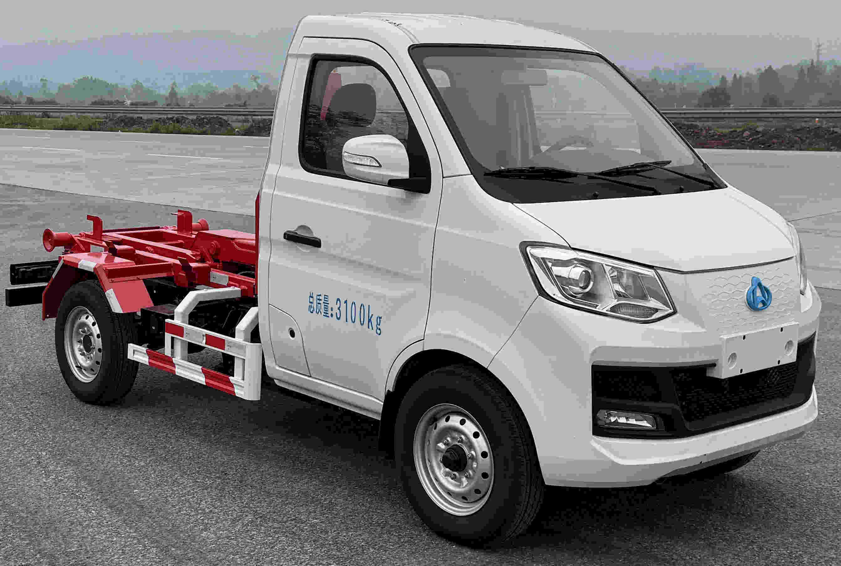QYZ5030ZXXCKSBEV 重特牌纯电动车厢可卸式垃圾车图片