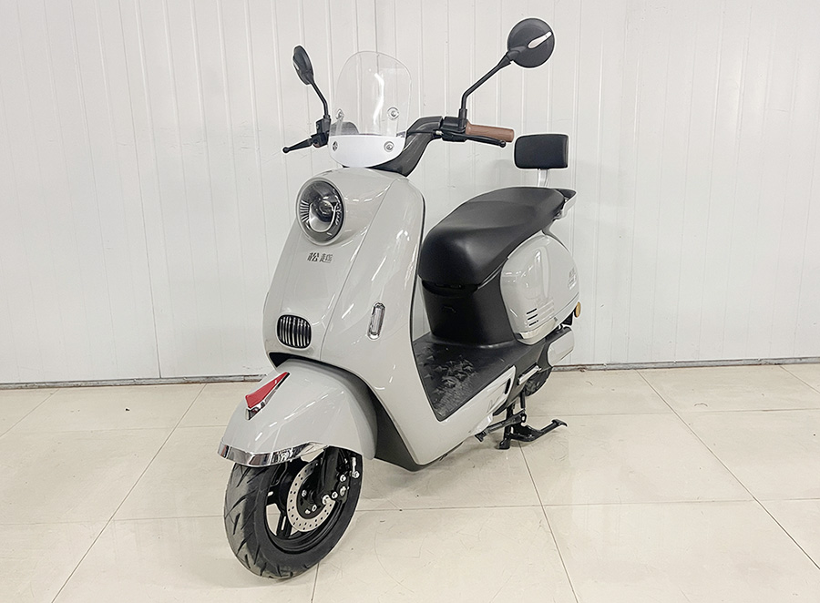 电动两轮摩托车