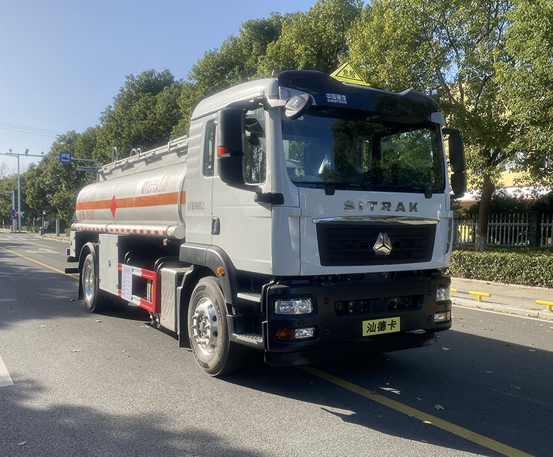 潤(rùn)知星牌SCS5187GJYZZ6加油車公告圖片