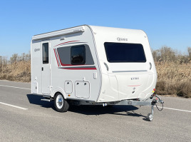 中置轴旅居挂车