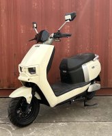 电动两轮摩托车