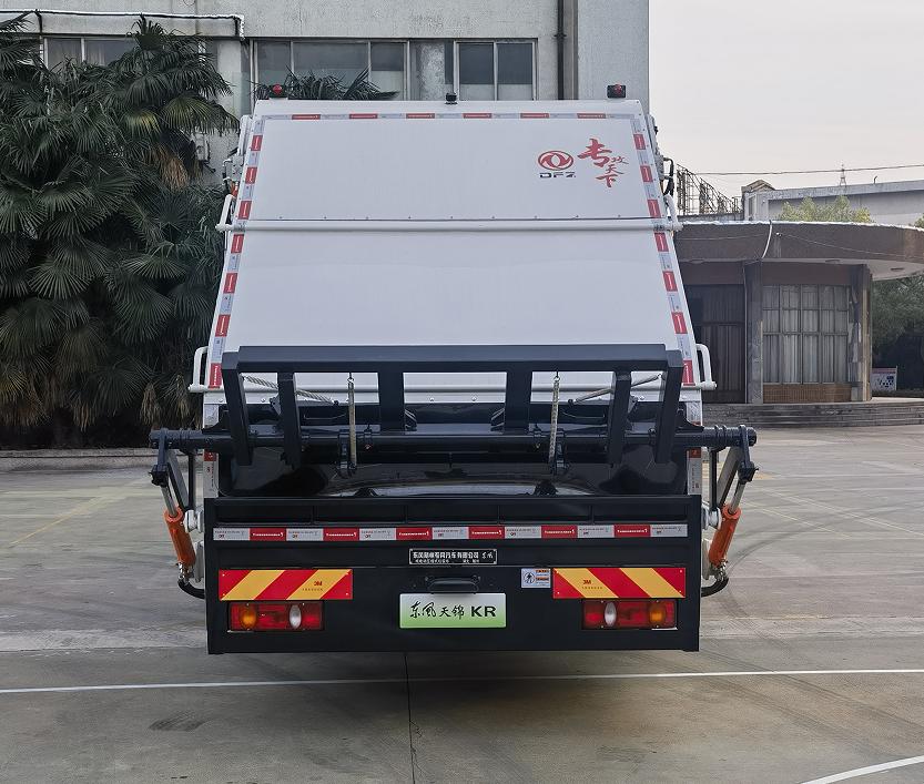 东风牌DFZ5180ZYSDFBEV纯电动压缩式垃圾车公告图片