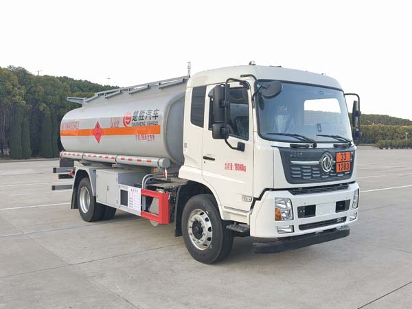 楚胜牌CSC5181GJYD6加油车
