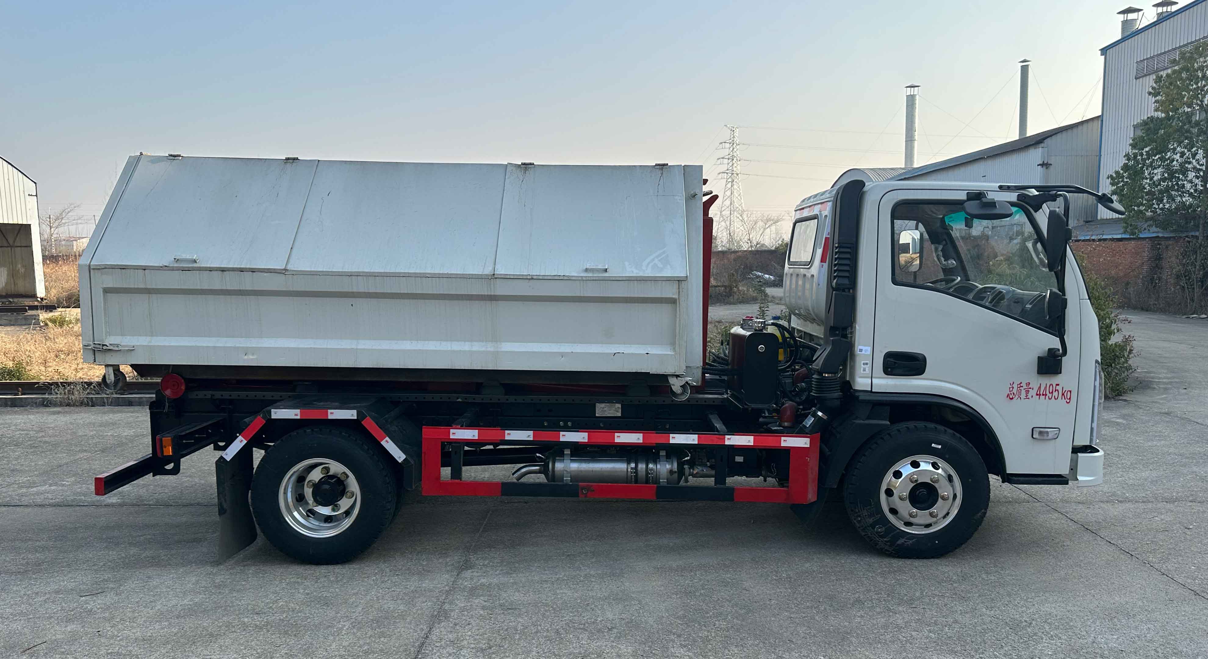 專致牌YZZ5040ZXXDV6車廂可卸式垃圾車公告圖片