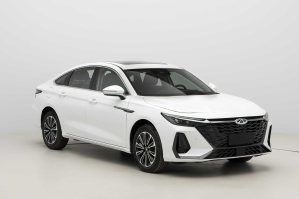 奇瑞牌SQR7152CHEVM1E4型插电式混合动力轿车