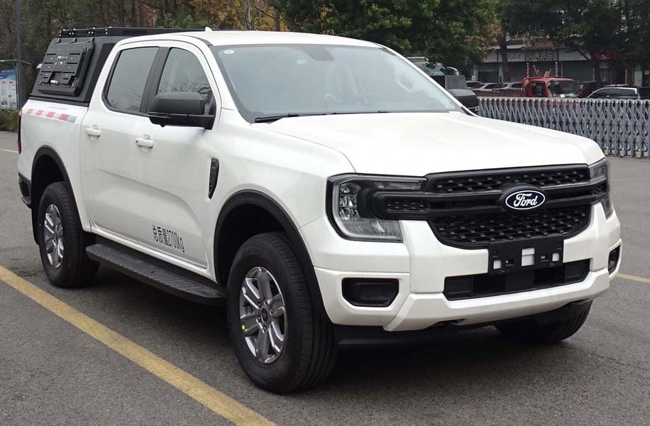 圣路牌SLT5030TXUE2L巡逻车