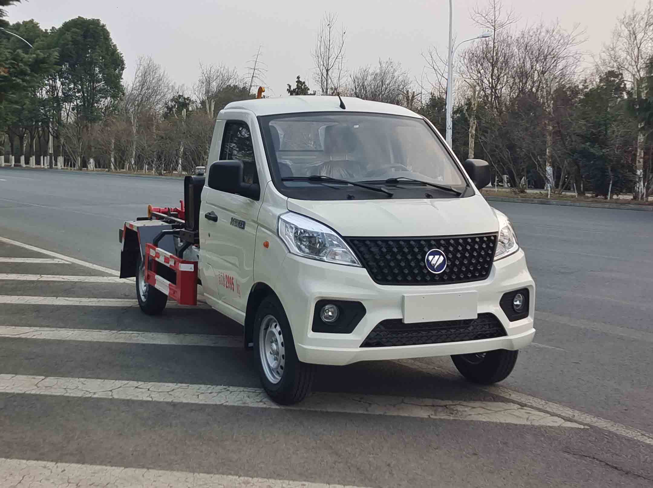 RLQ5030ZXXBJBEV 瑞力星牌纯电动车厢可卸式垃圾车图片