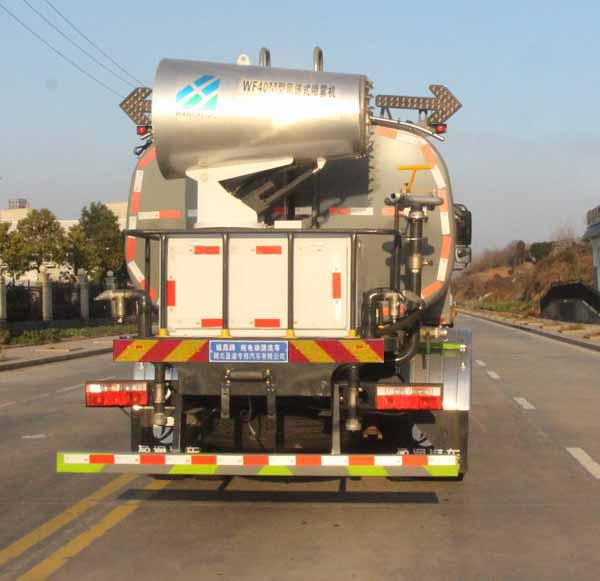 縱昂牌CLT5181GQXEQBEV純電動(dòng)清洗車公告圖片