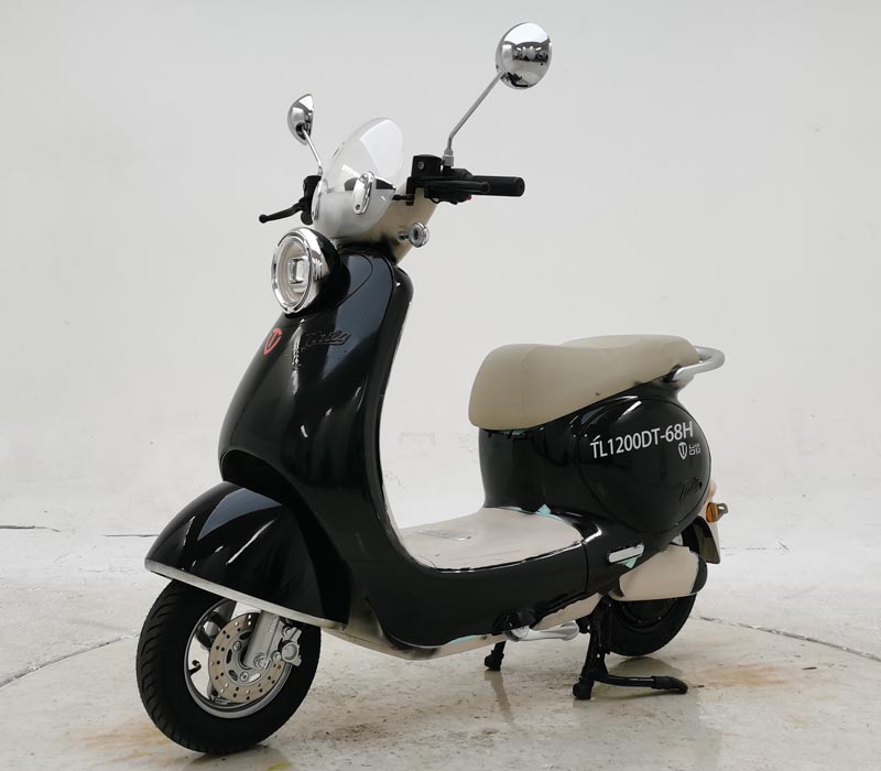 电动两轮摩托车