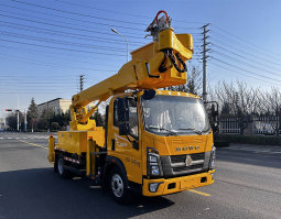 高空作业车