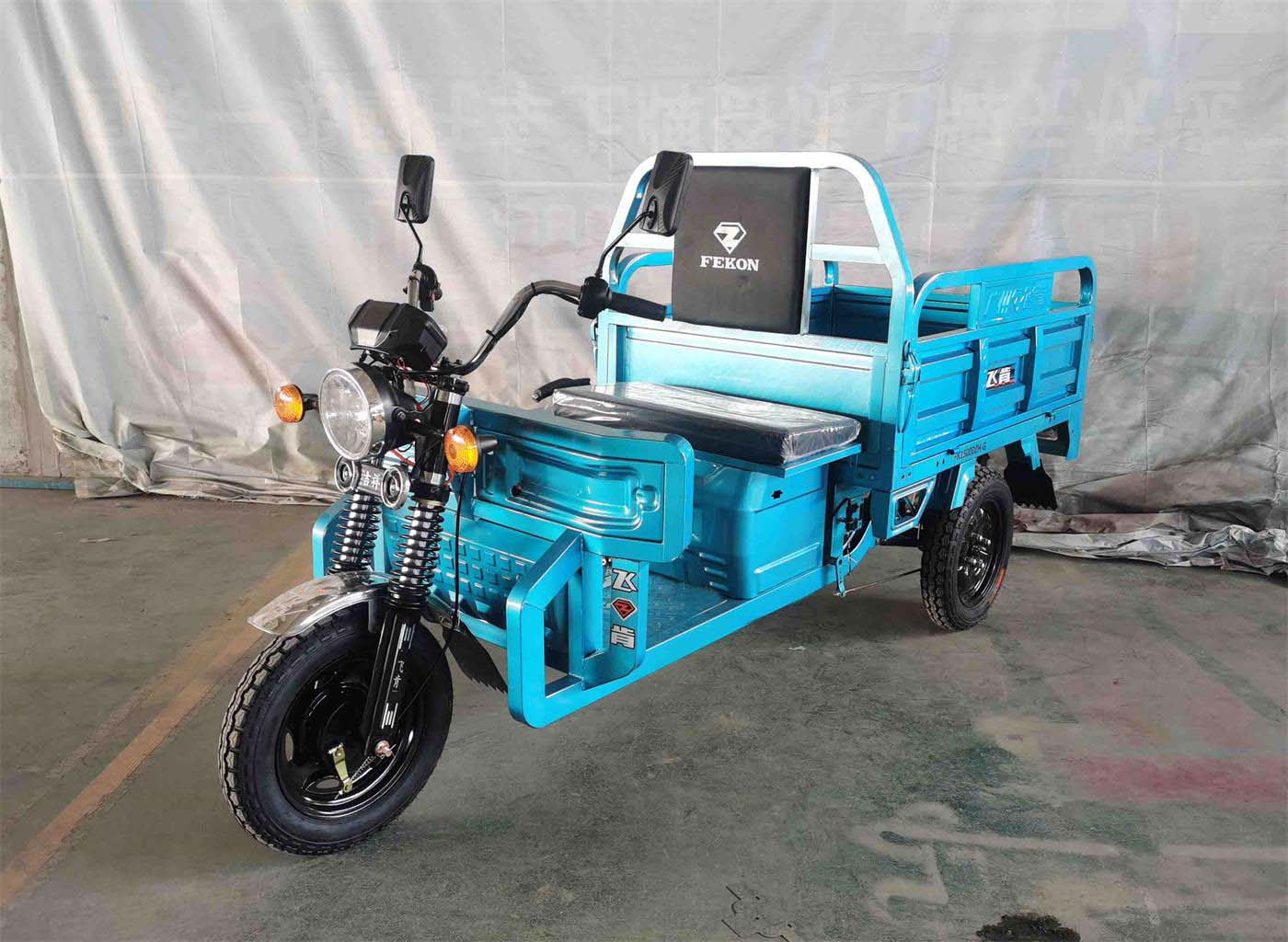 飞肯牌FK1500DZH-G电动正三轮摩托车图片
