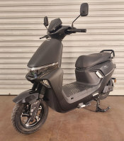 电动两轮摩托车