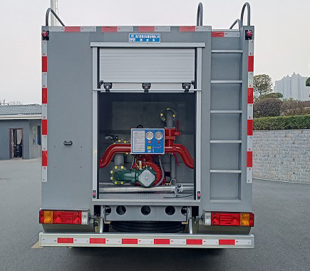 程力威牌CLW5120GSSADY洒水车公告图片
