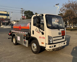 加油车