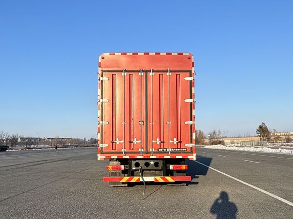 解放牌CA5320CCYP66M25L7T4E6倉柵式運輸車公告圖片