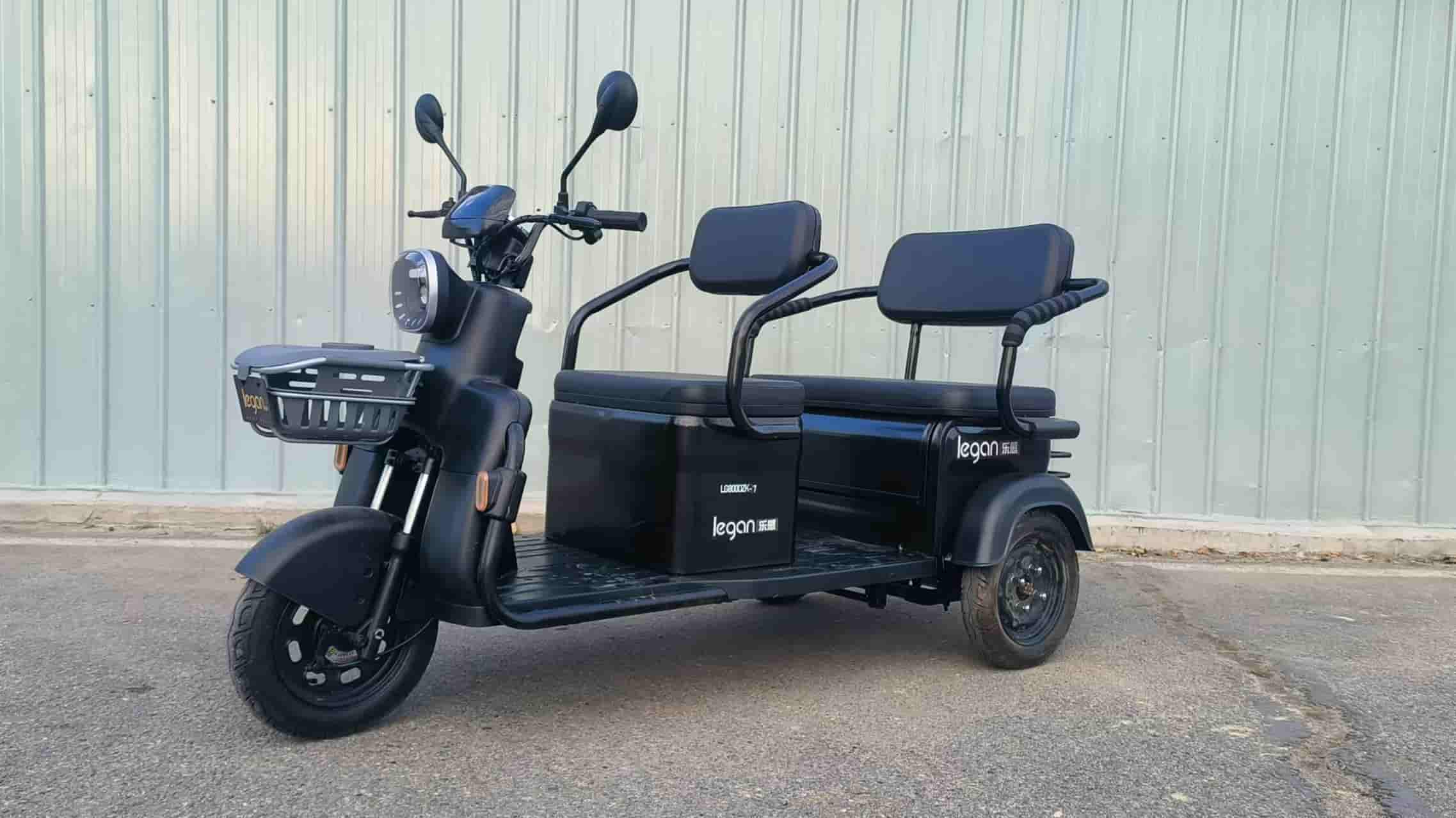 电动正三轮摩托车