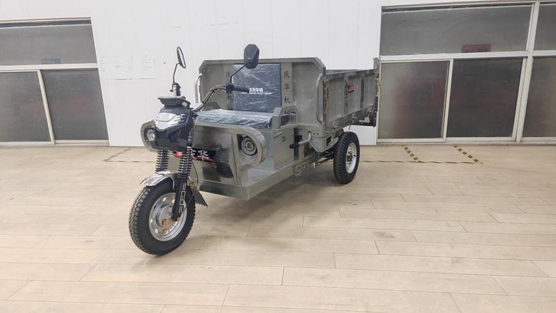 电动正三轮摩托车