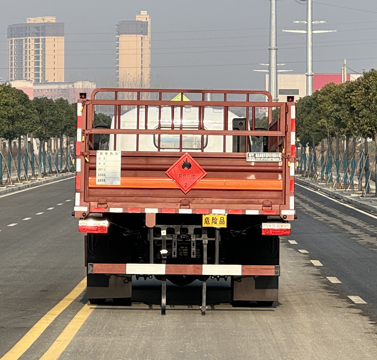 豐霸牌STD5126TQPEQ6氣瓶運輸車公告圖片