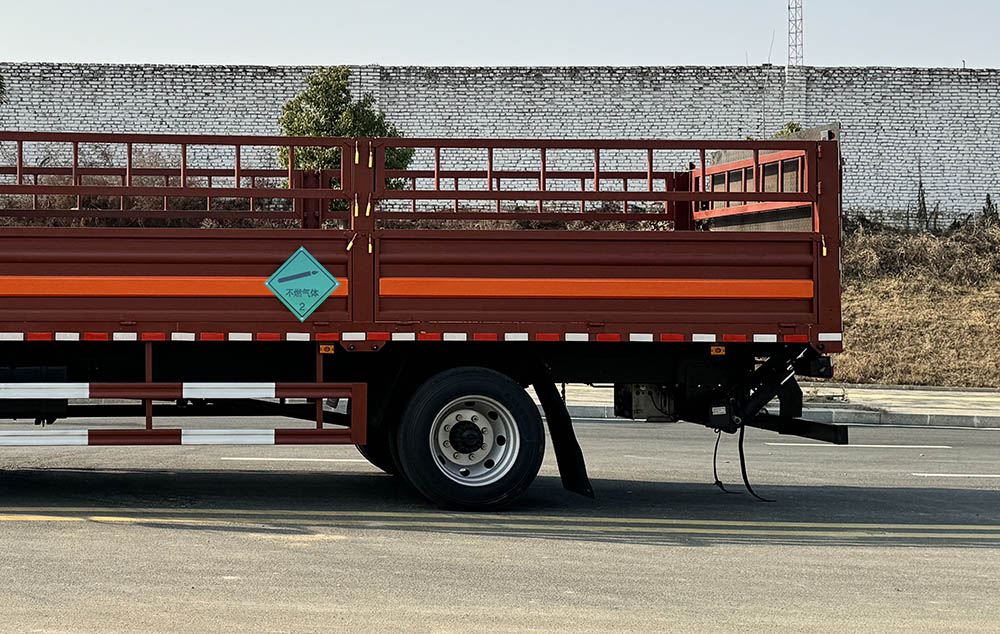 豐霸牌STD5126TQPEQ6氣瓶運輸車公告圖片