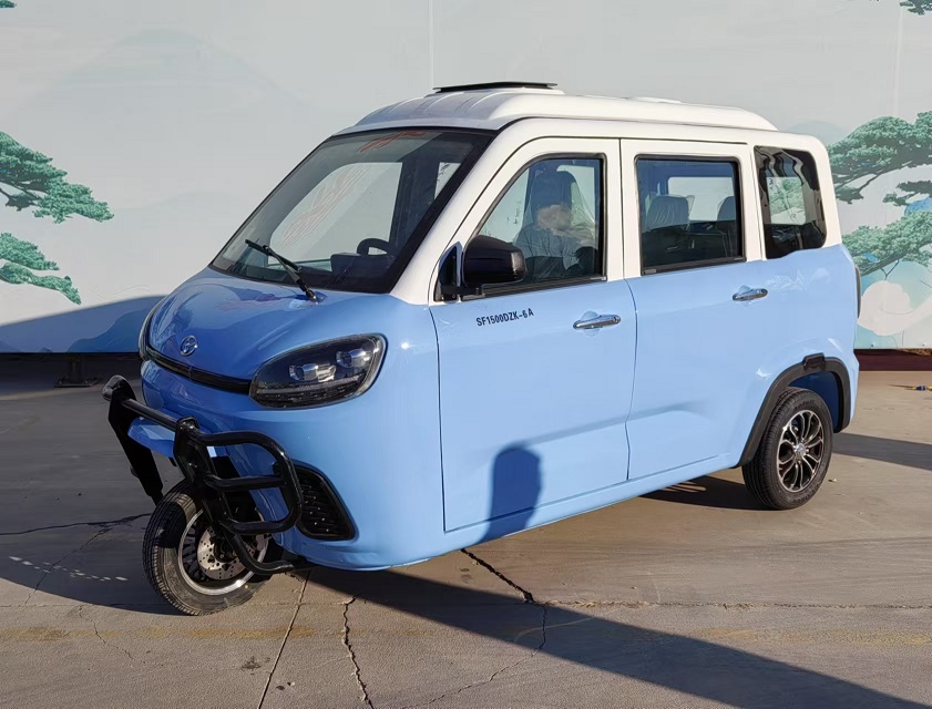 电动正三轮摩托车