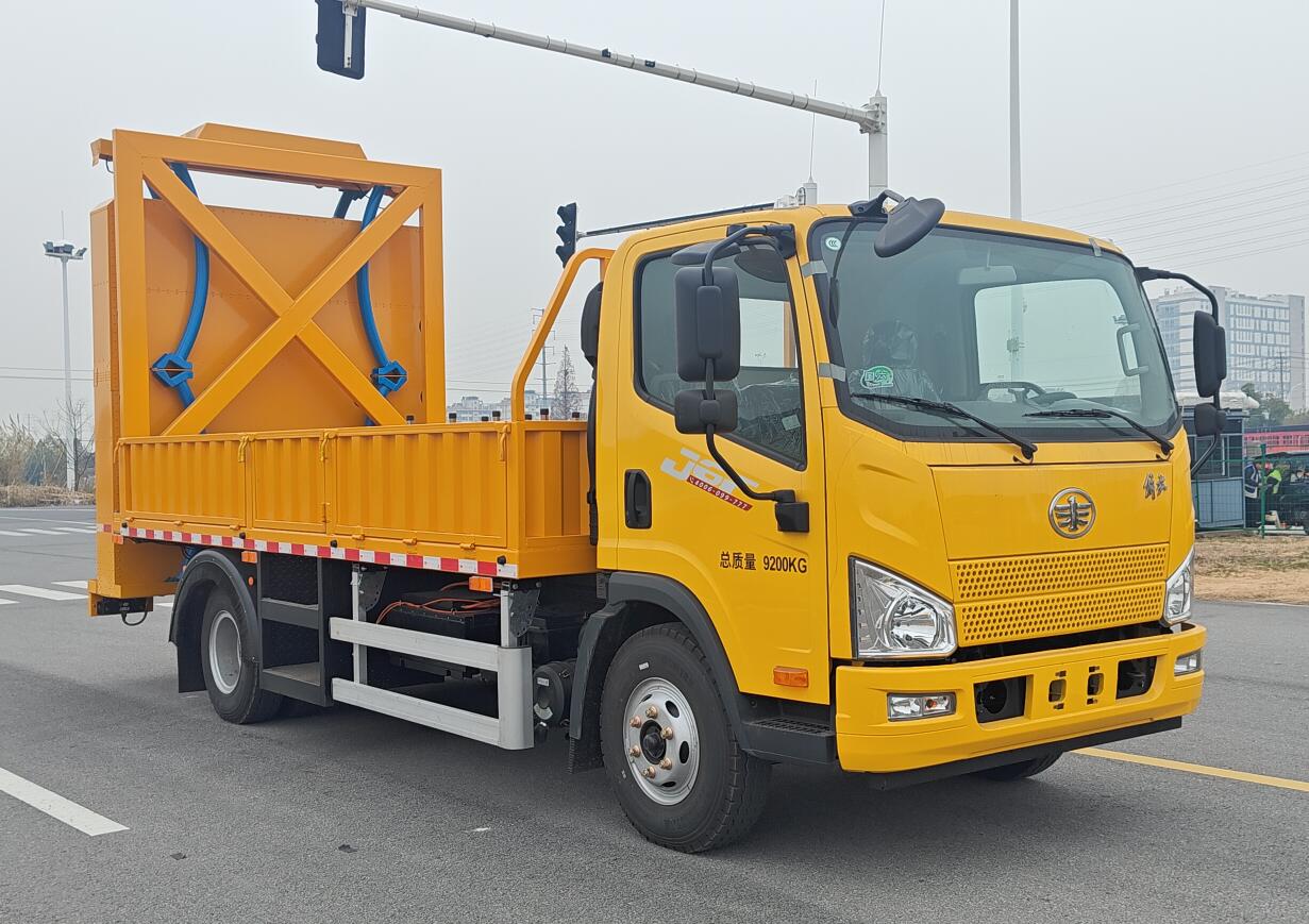 杭专牌HZZ5090TFZ防撞缓冲车