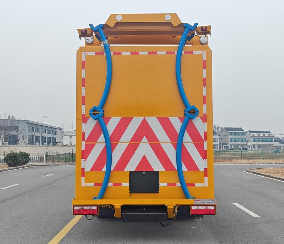 杭專牌HZZ5090TFZ防撞緩沖車公告圖片