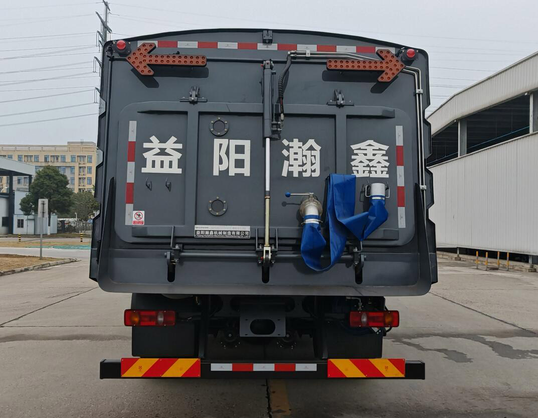 瀚鑫牌HXY5180TXSZKHBEV纯电动洗扫车公告图片