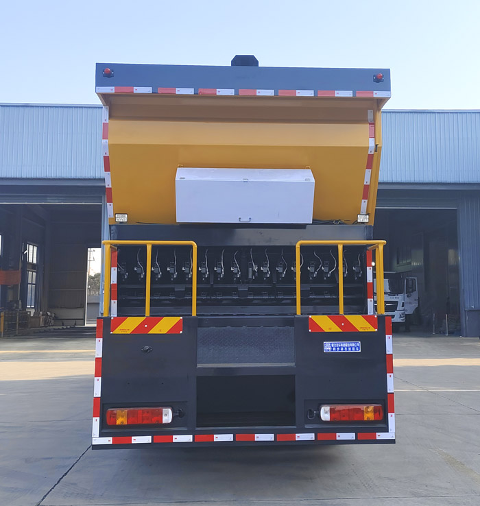 程力牌CL5251TFC6ALS同步碎石封層車公告圖片