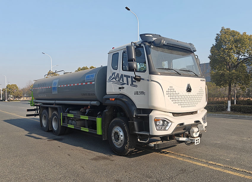 布隆牌LLL5250GPSZZ6绿化喷洒车