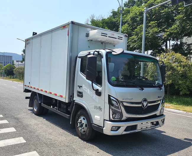 福田牌BJ5045XLC8JDA-AB1冷藏车公告图片