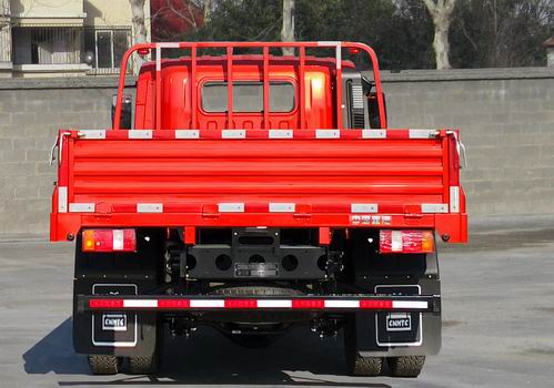 ZZ1117H3315F1 豪沃牌190马力单桥柴油4.2米国六载货汽车图片