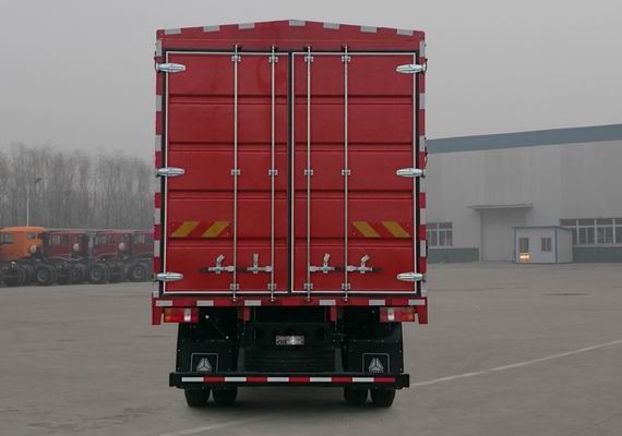 豪沃牌ZZ5187CCYK471DF1倉柵式運輸車公告圖片