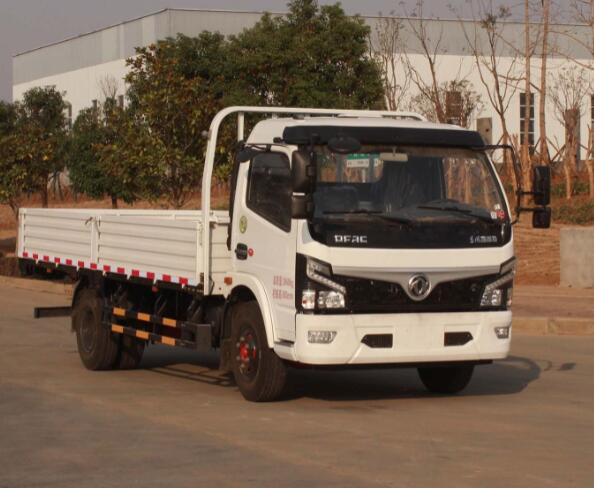 东风牌 129马力 载货汽车(EQ1110S8EDF)