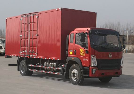 豪沃牌ZZ5167XXYK521DF1B厢式运输车