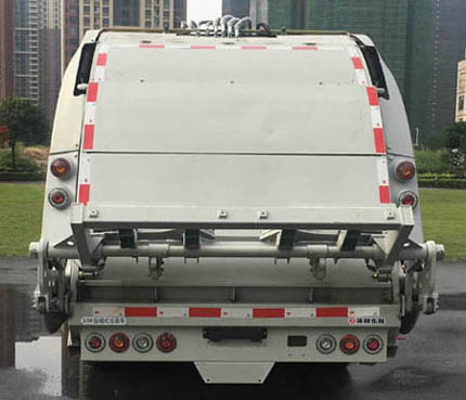 東風(fēng)牌EQ5073ZYSS6壓縮式垃圾車公告圖片