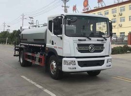 绿化喷洒车