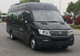 客车