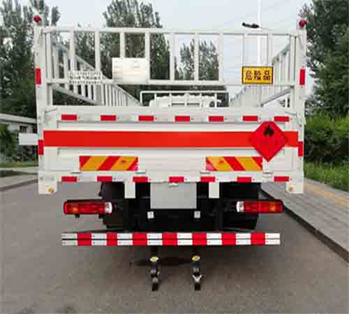 駝馬牌JLC5180TQPFE氣瓶運(yùn)輸車公告圖片