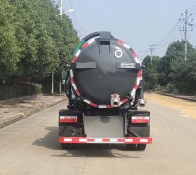 神绿通牌SLV5070GXWE吸污车公告图片