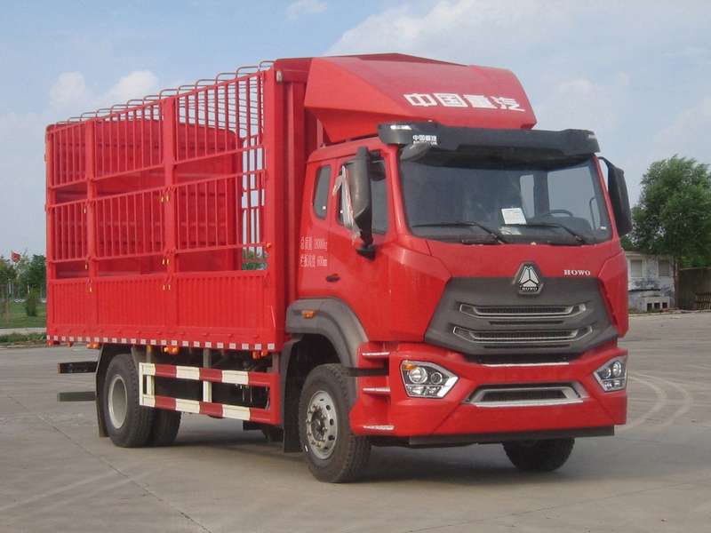 豪沃牌ZZ5187CCYK511JF1B仓栅式运输车