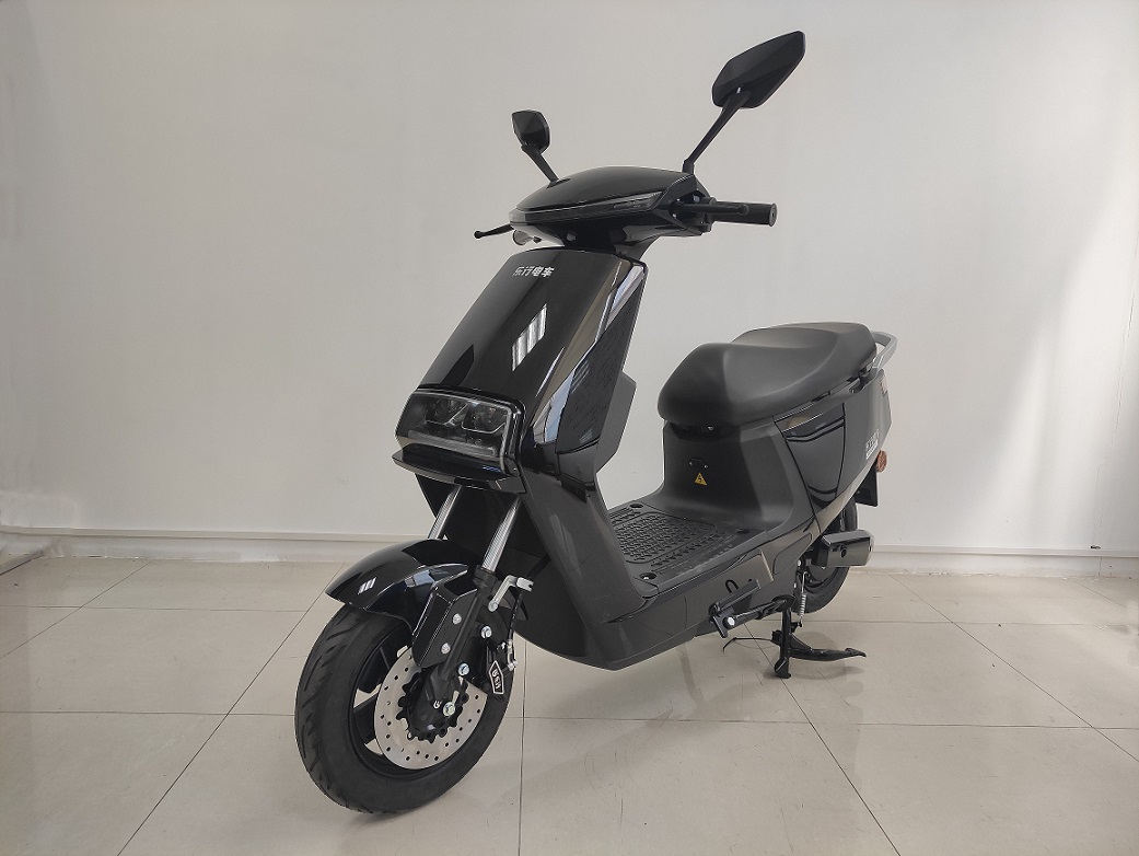 电动两轮摩托车
