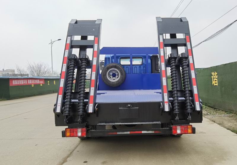 豪沃牌ZZ5117TPBH3315F1平板運輸車公告圖片