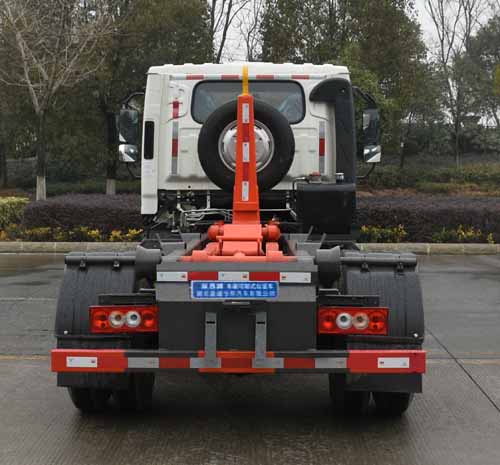 縱昂牌CLT5070ZXXBJ6車廂可卸式垃圾車公告圖片